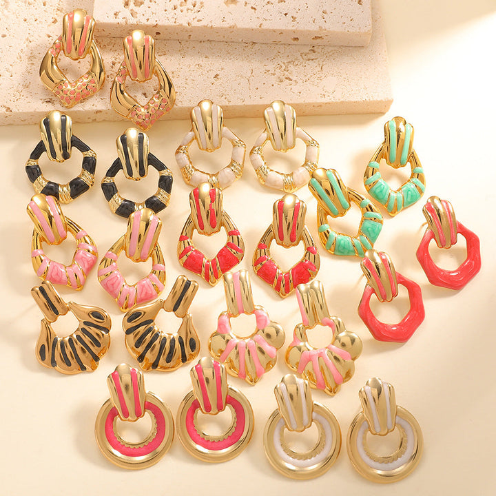 Ladies earrings in elegant shell design Nin Boutique
