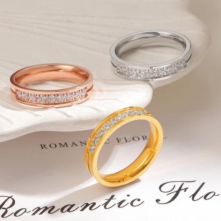 Women's Ring with elegant zirconia embellishment Nin Boutique