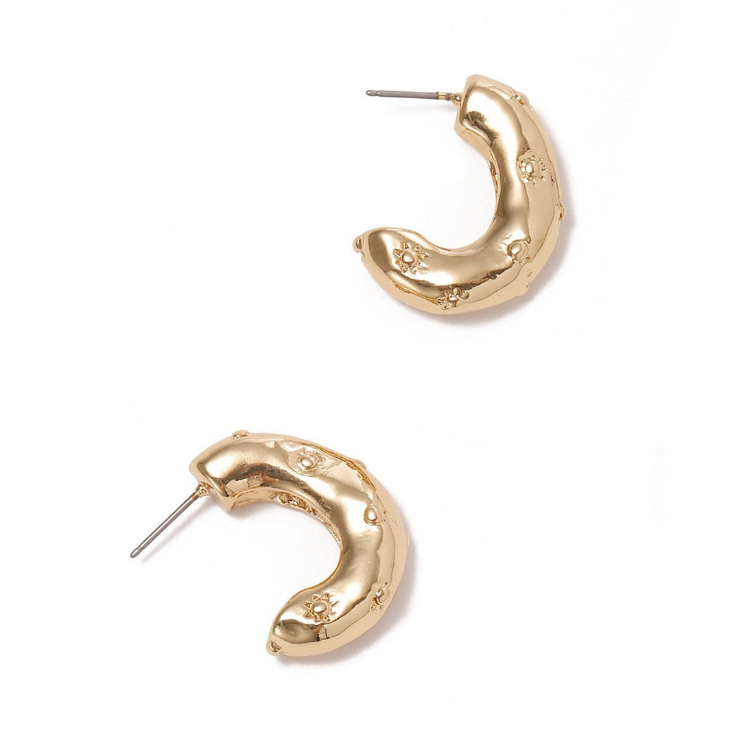 Ladies earrings in artistic flower design Nin Boutique