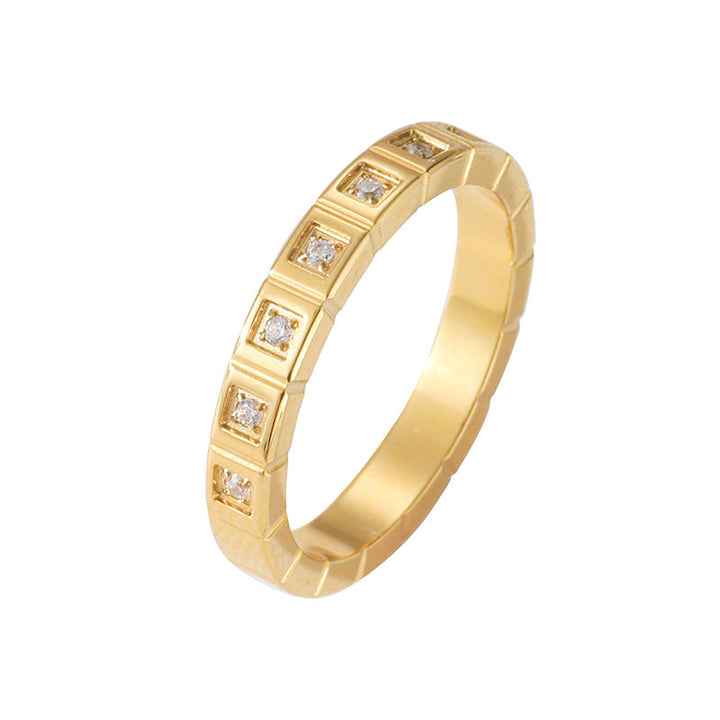 Ladies stylish ring with modern square design and sparkling zirconia stones Nin Boutique