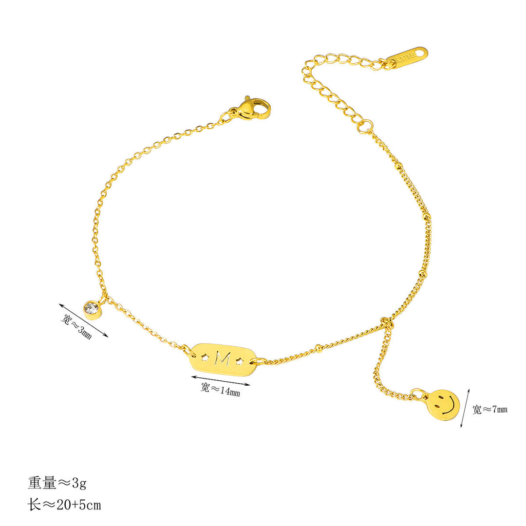 Ladies personalized ankle bracelet with charming pendant and sparkling crystal Nin Boutique