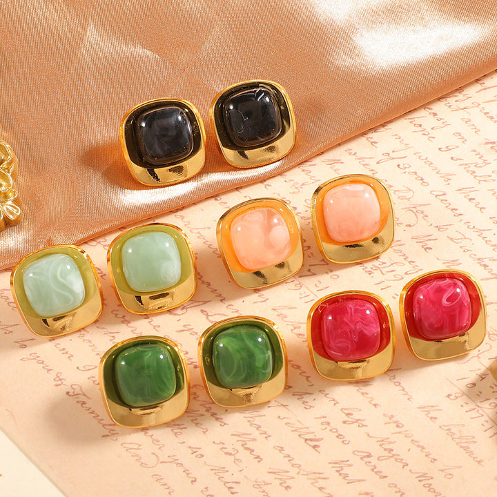 Women’s earrings with elegant green semi-precious stone and golden frame Nin Boutique