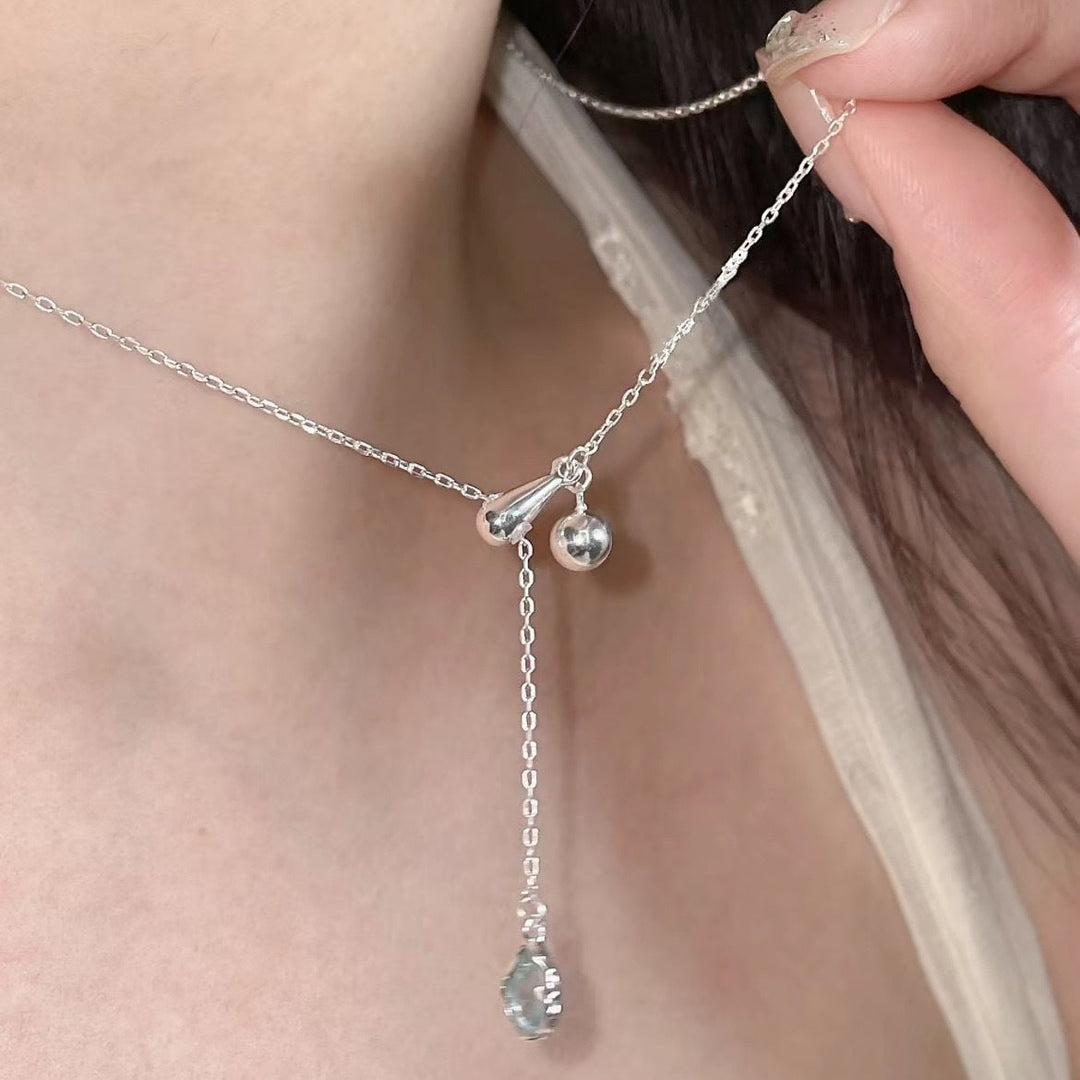 Women's necklace with elegant drop pendants and sparkling zirconia Nin Boutique