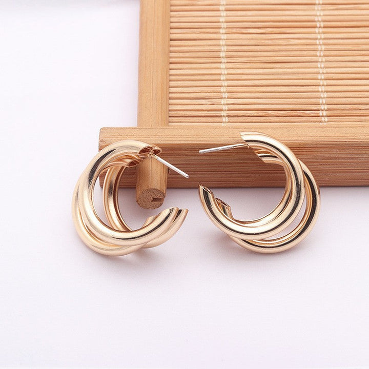 Women's earrings made of high-quality stainless steel with playful chain design Nin Boutique