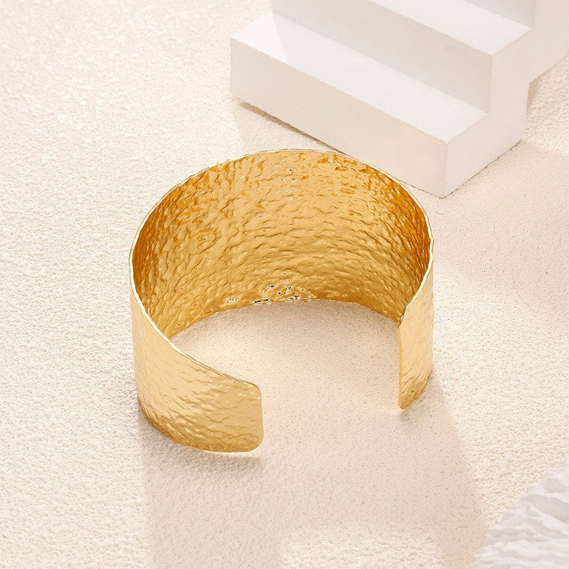 Ladies Fashion Bangle Nin Boutique
