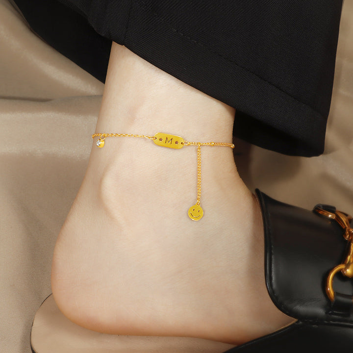 Ladies personalized ankle bracelet with charming pendant and sparkling crystal Nin Boutique