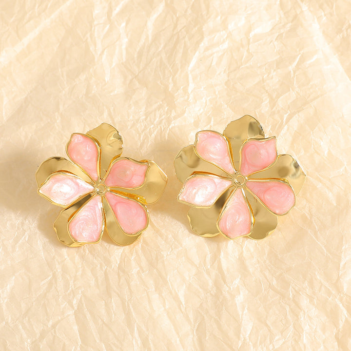 Ladies Earrings with intricate floral motif Nin Boutique