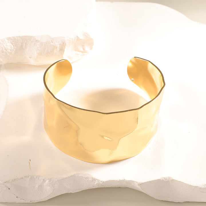Women's Open Bangle with Artistic Relief Design Nin Boutique