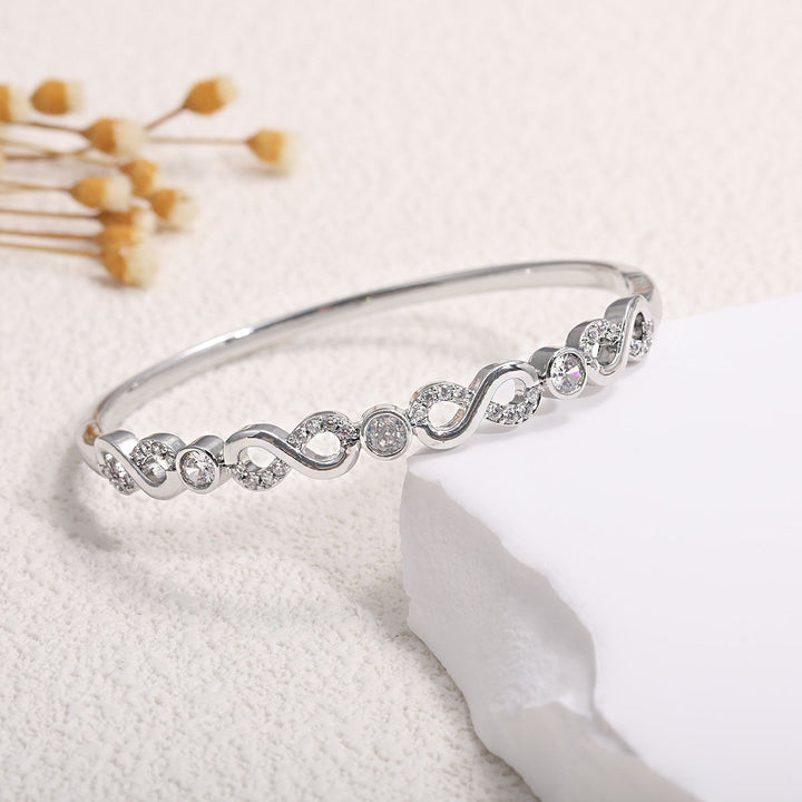 Women's bangle with artistic infinity symbol and sparkling zirconia Nin Boutique