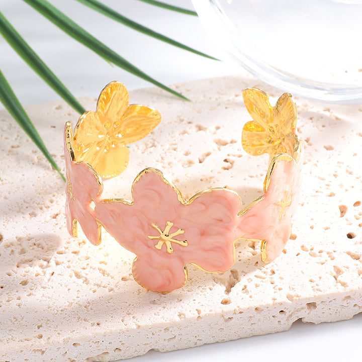 Women's cuff bracelet with floral designs Nin Boutique