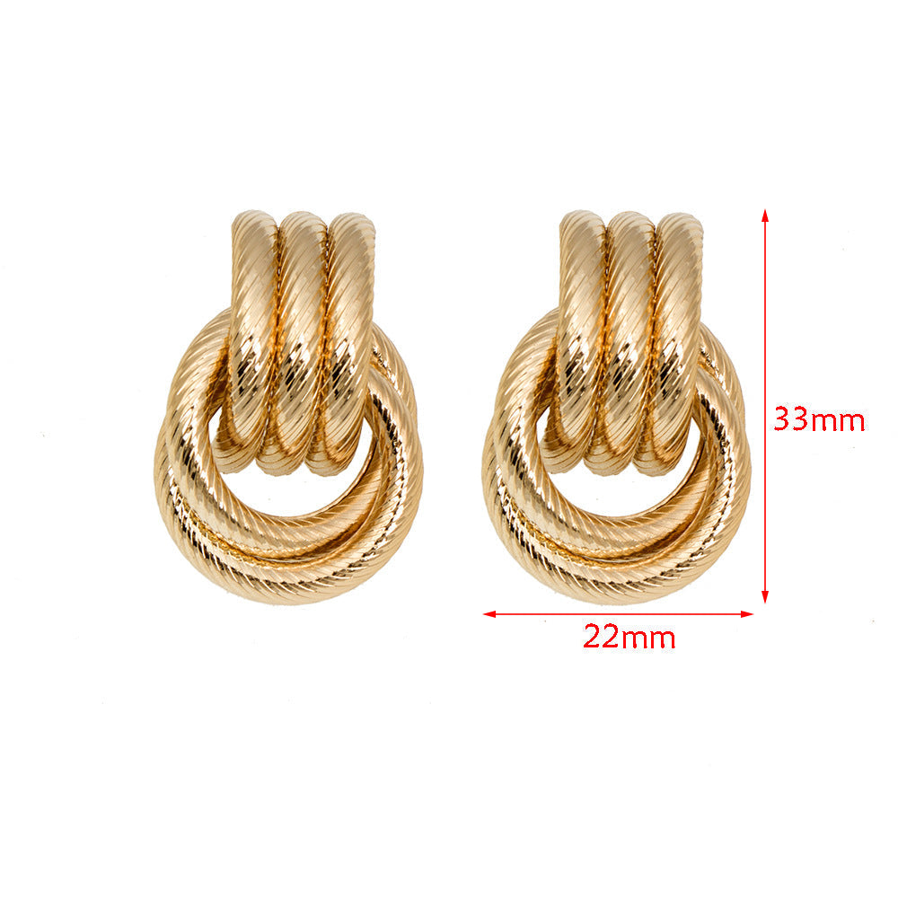 Women's earrings made of high-quality stainless steel with playful chain design Nin Boutique