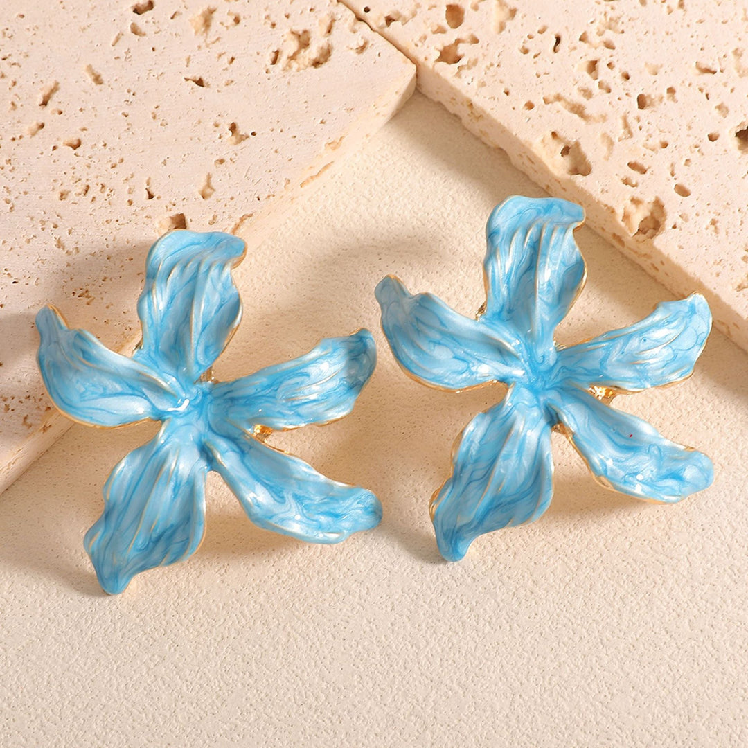 Women's earrings with artistic floral design Nin Boutique
