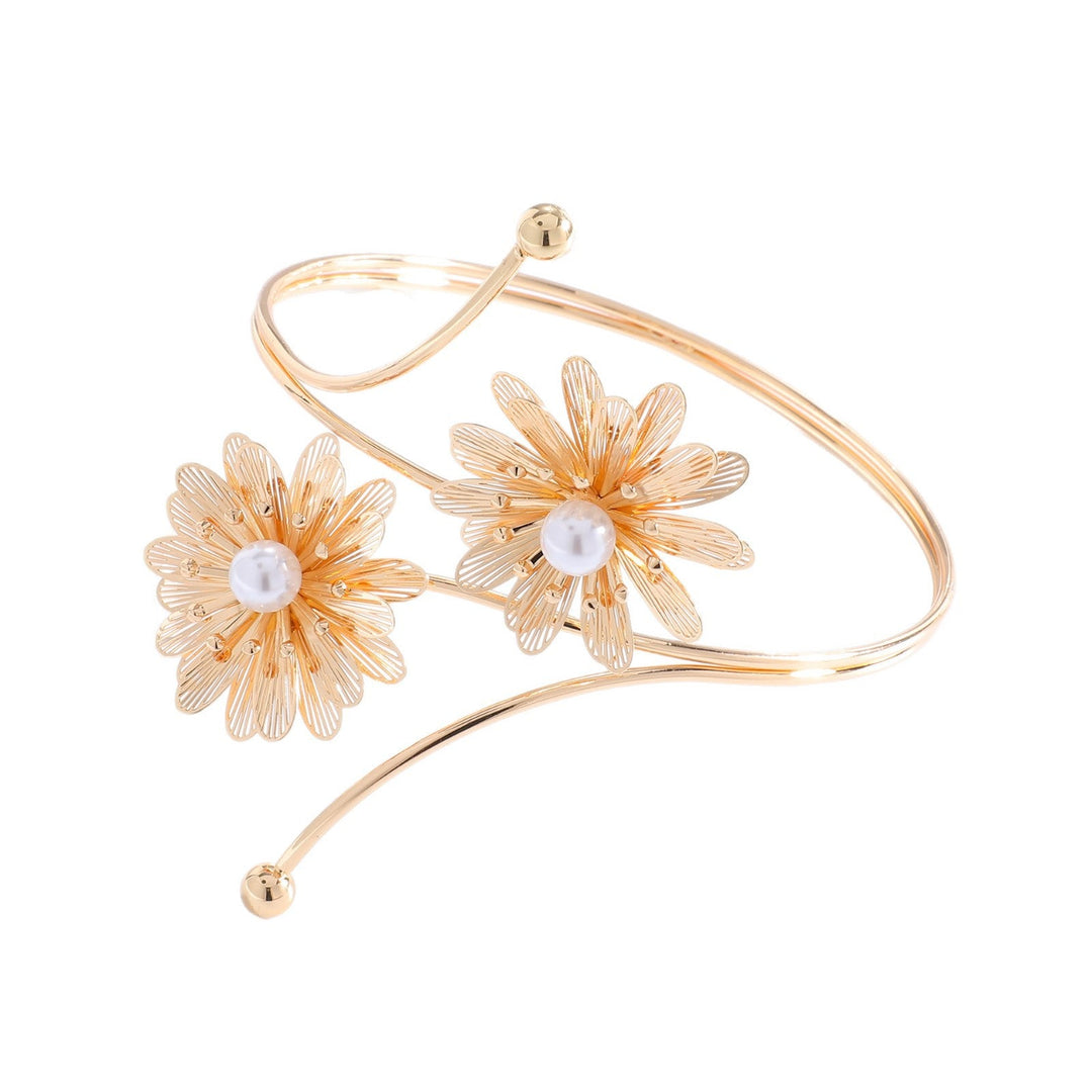 Ladies elegant arm jewelry with floral motifs Nin Boutique