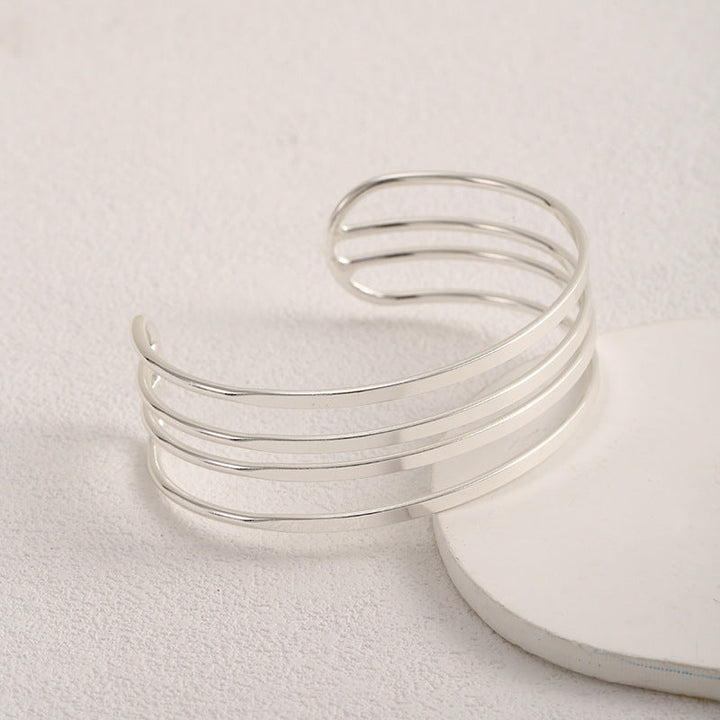 Women Open Bangle with Artistic Spiral Design Nin Boutique