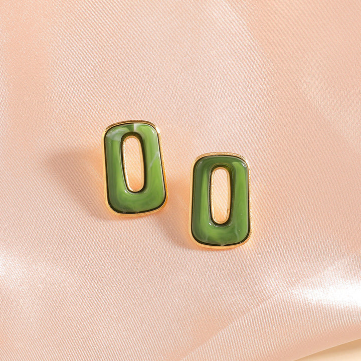 Ladies stud earrings in a modern rectangular design Nin Boutique