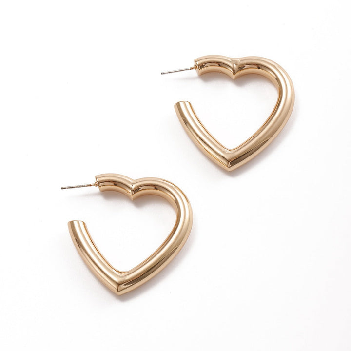 Women’s earrings with modern heart design Nin Boutique