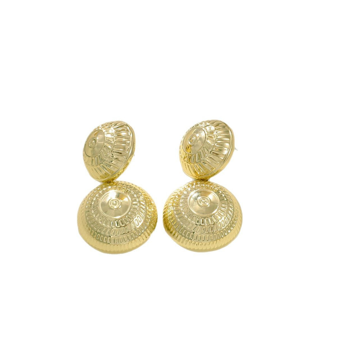 Ladies earrings in elegant relief design Nin Boutique