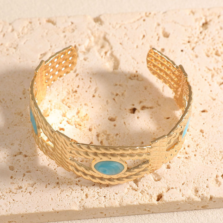 Women Open Bangle with Artistic Braided Pattern Nin Boutique