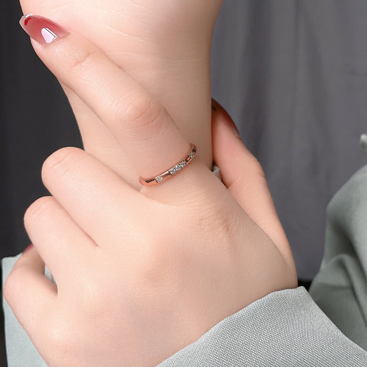 Ladies ring with sparkling zirconia stones and elegant design Nin Boutique