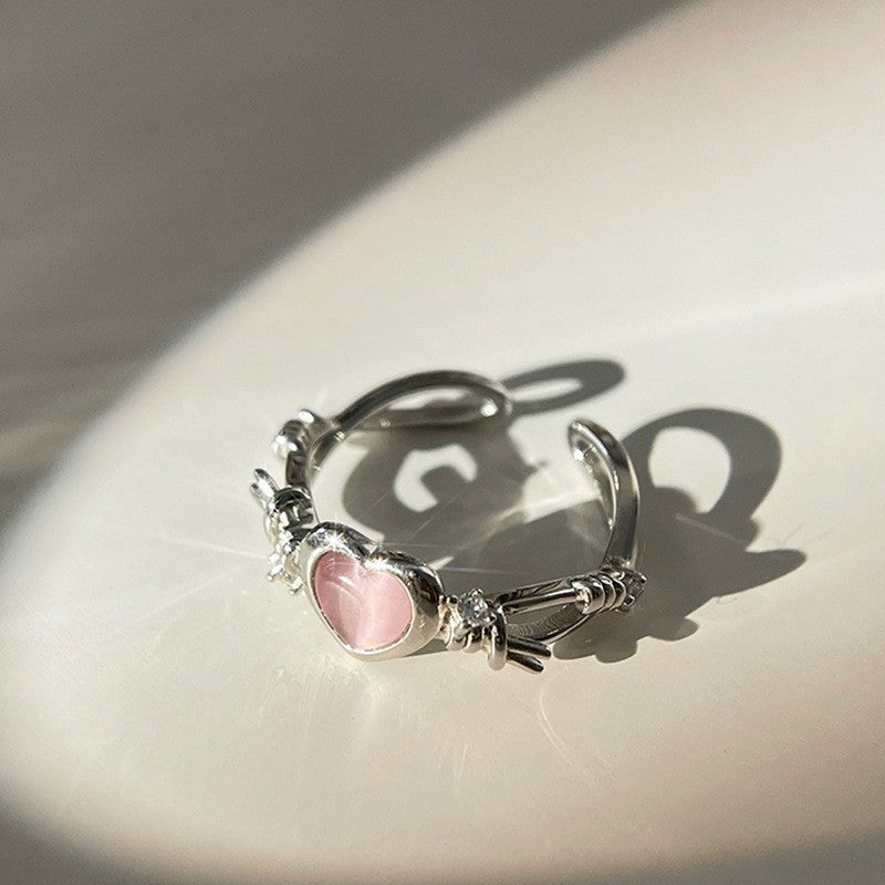 Women's ring with delicate heart design and sparkling accents Nin Boutique