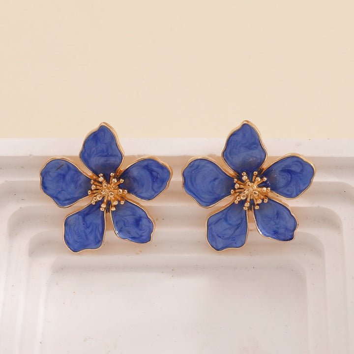 Ladies Earrings in Artistic Flower Style Nin Boutique