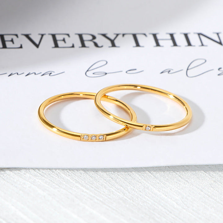 Women's simple ring with sparkling zirconia details Nin Boutique