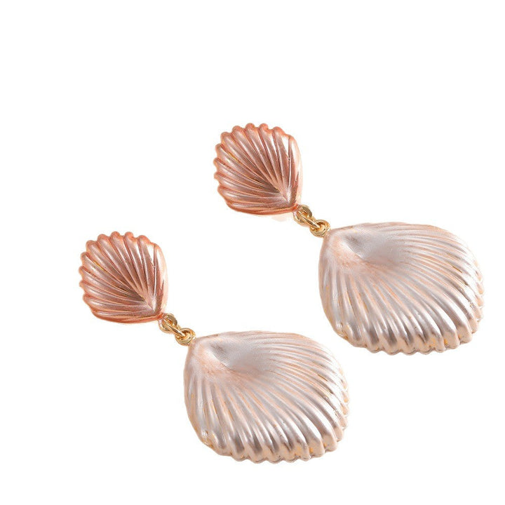 Women's earrings in maritime shell design Nin Boutique