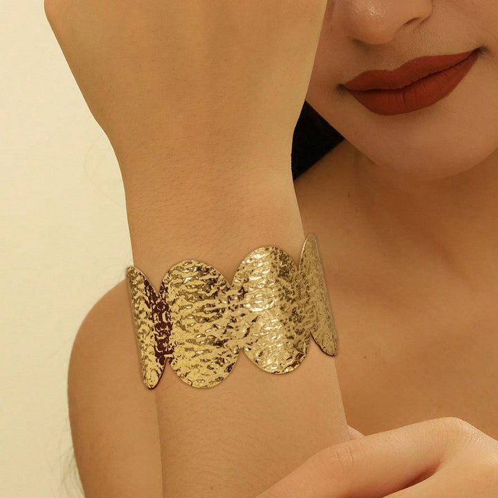 Ladies Fashion Bangle Nin Boutique