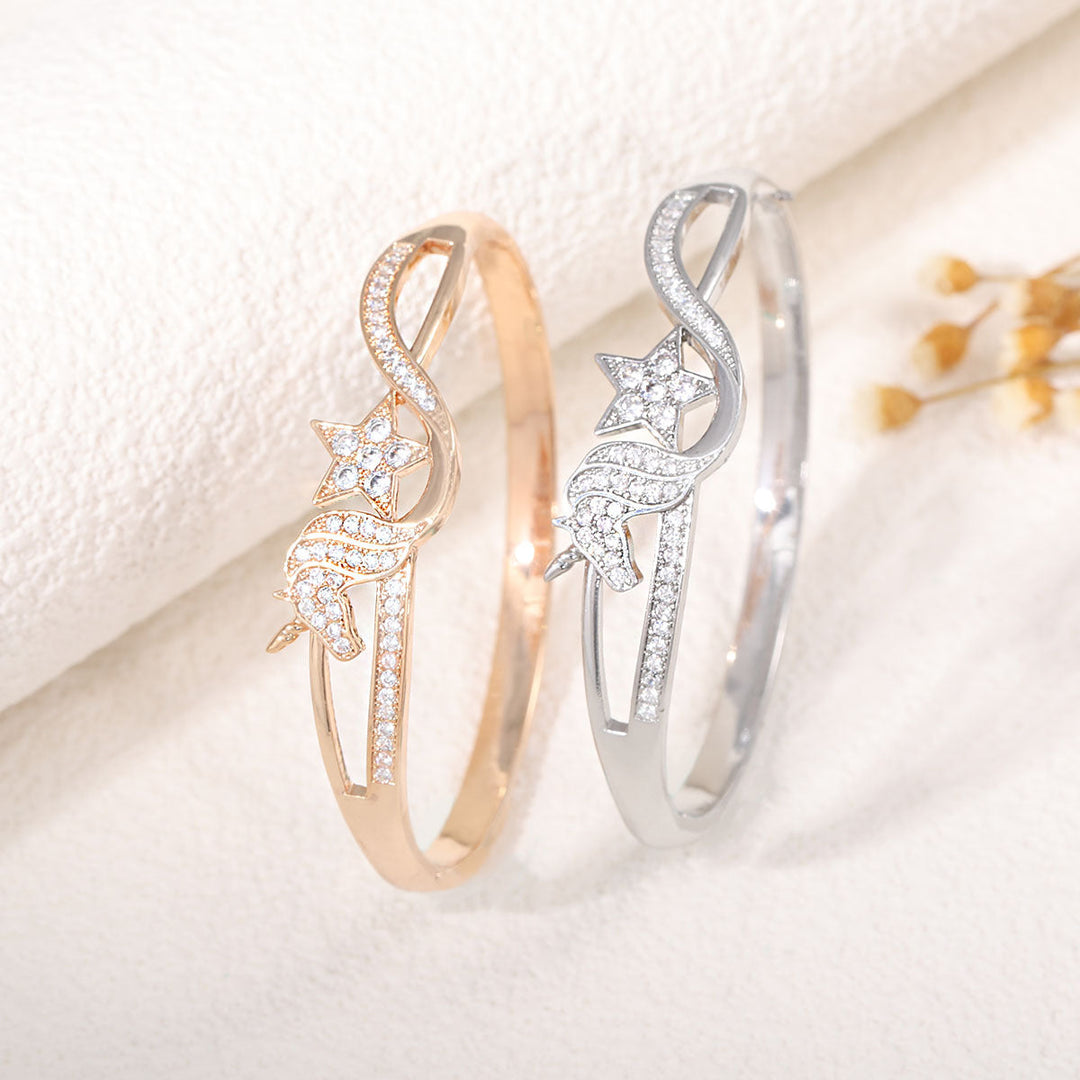 Women's bangle with artistic infinity symbol and sparkling zirconia Nin Boutique