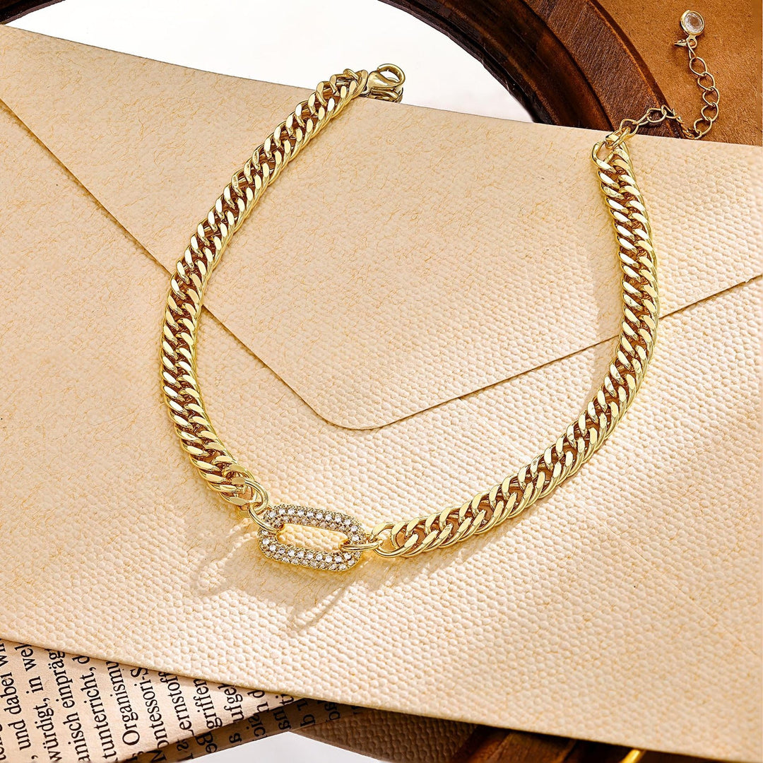 Ladies ankle bracelet with sparkling heart design and high-quality link chain Nin Boutique