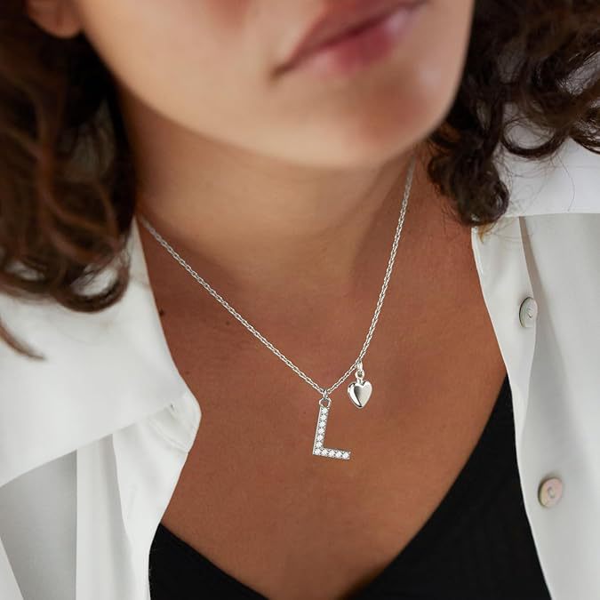 Women's necklace with individually designed initial and heart pendant Nin Boutique