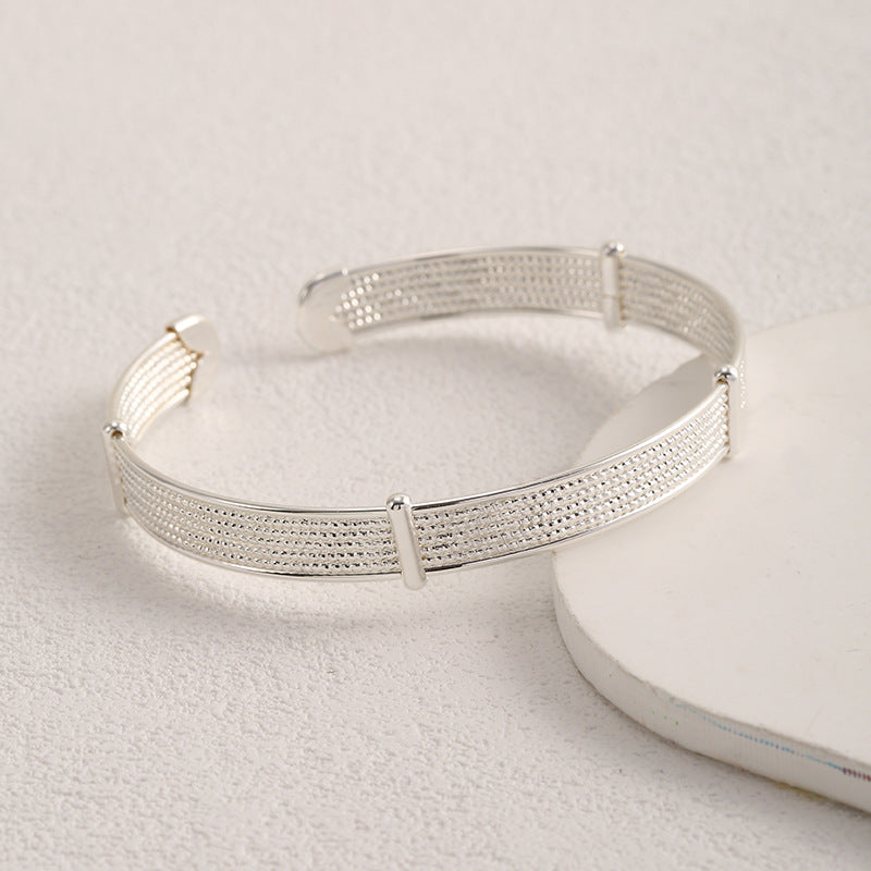 Women's Open Bangle with Elegant Structural Design Nin Boutique
