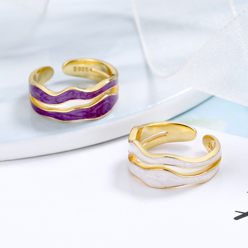 Women's Open Ring with Elegant Wave Pattern and Sparkling Detail Nin Boutique