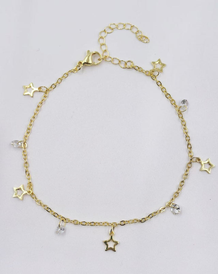 Ladies ankle bracelet with sparkling crystal pendants and delicate gold design Nin Boutique