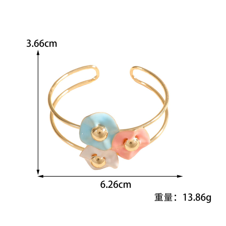 Ladies bracelet with artistic floral design Nin Boutique