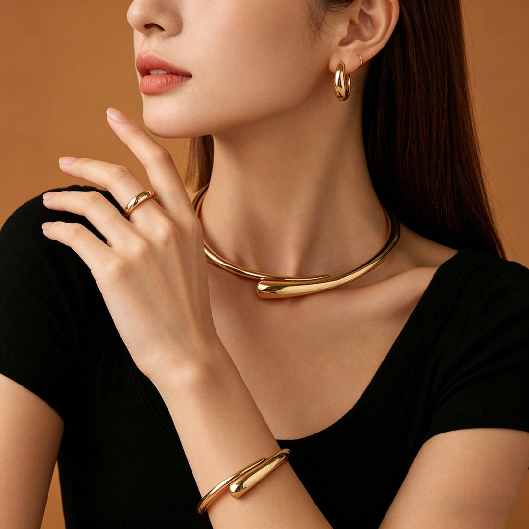 Ladies Open Cuff Bracelet with Elegant, Sculptural Design Nin Boutique