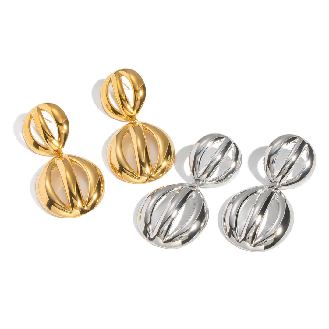 Ladies earrings with elegant, sculptural design Nin Boutique