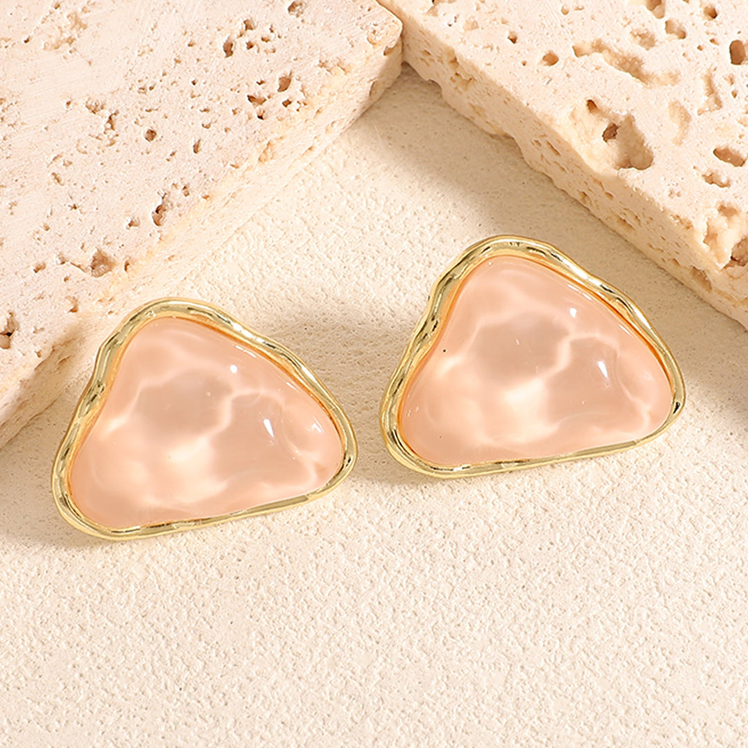 Women's stud earrings with intricate heart design Nin Boutique