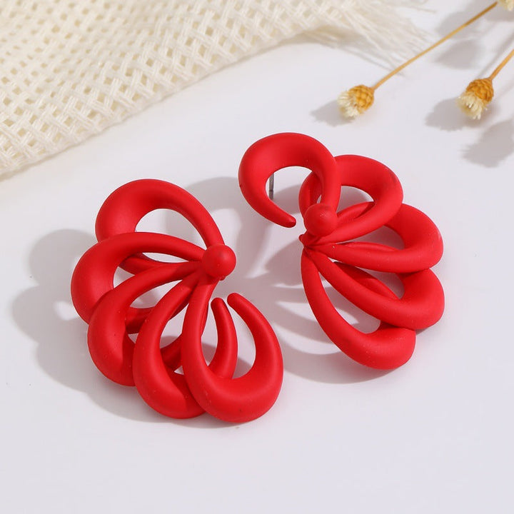 Women earrings with artistic, fluid design Nin Boutique
