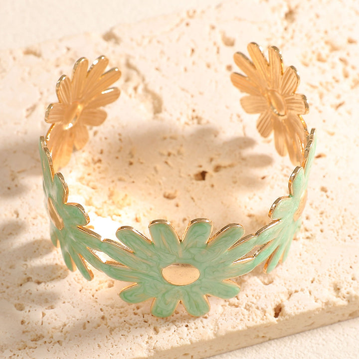 Women's Bangle with Floral Flower Pattern Nin Boutique