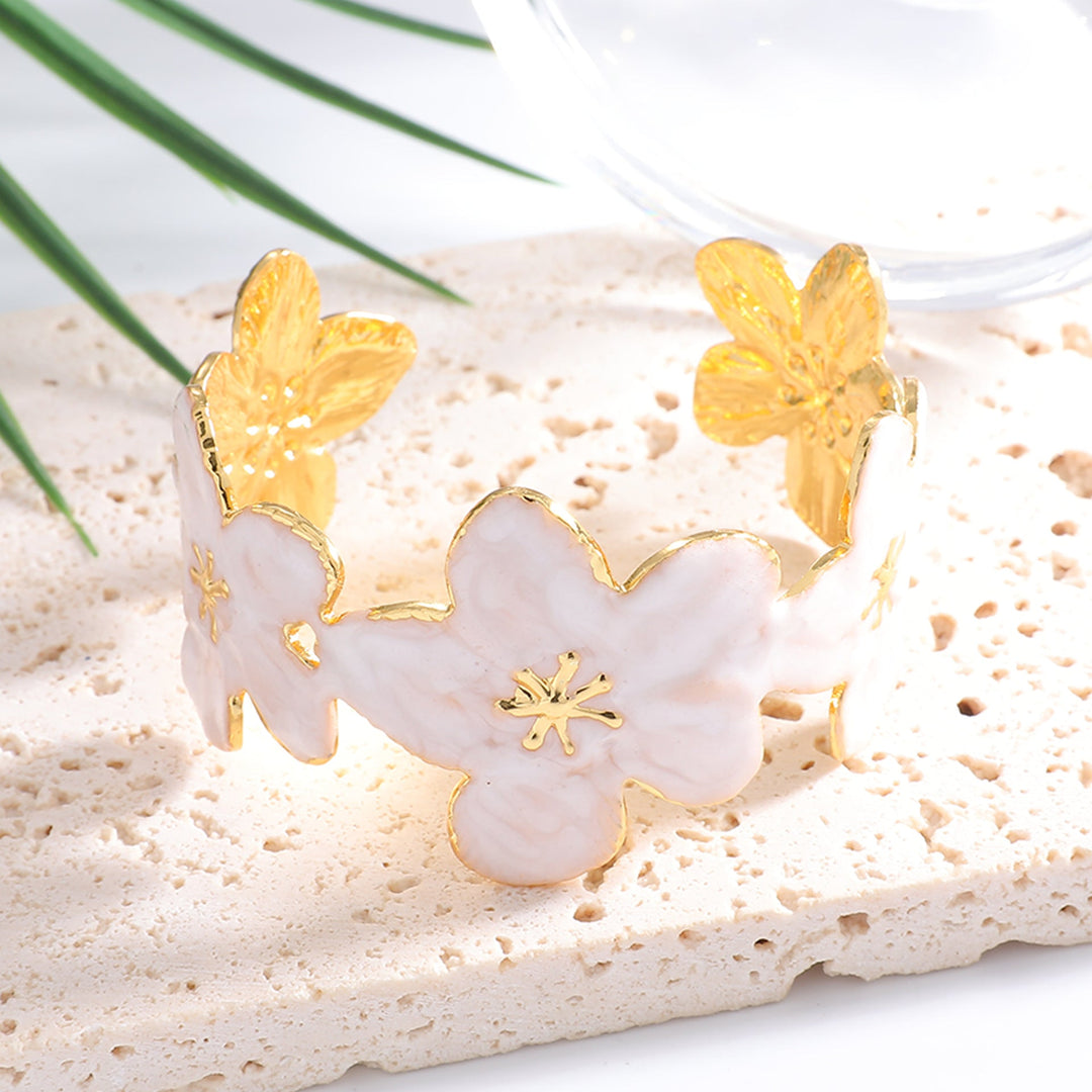 Women's cuff bracelet with floral designs Nin Boutique