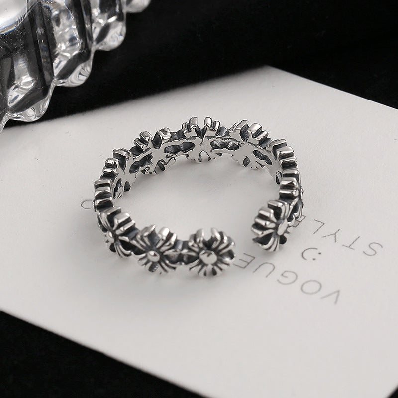 Women's ring made of high-quality stainless steel with floral design Nin Boutique