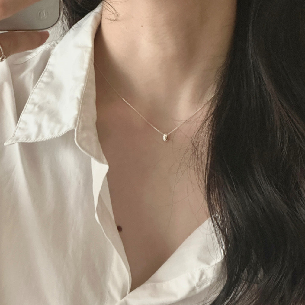 Women's necklace with elegant pearl design and fine silver chain Nin Boutique