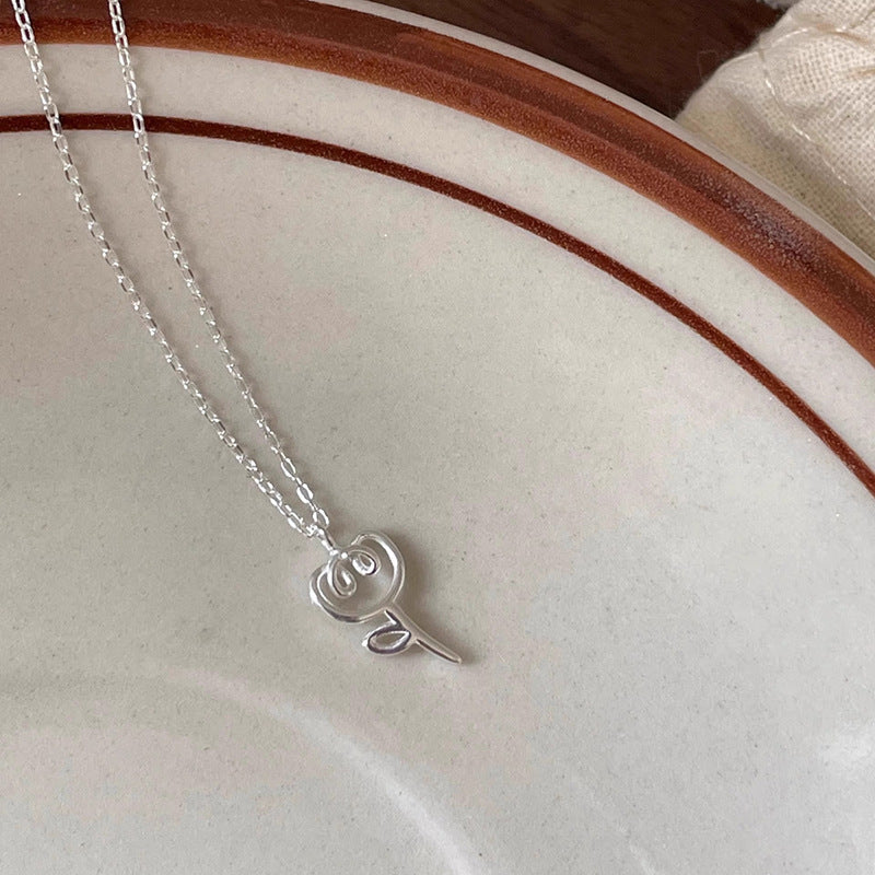 Women's Necklace with Creative Plant Motif Nin Boutique