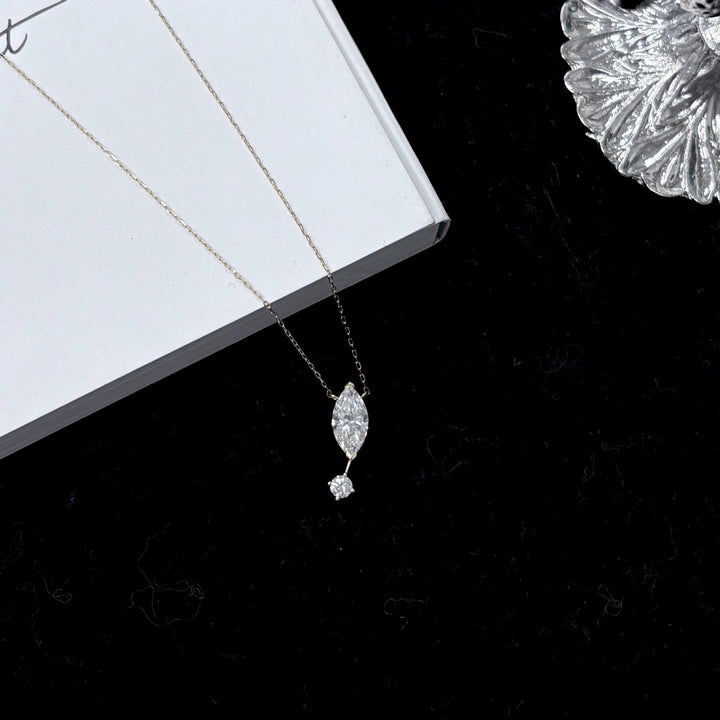 Women's necklace with elegant drop pendant and sparkling crystals Nin Boutique