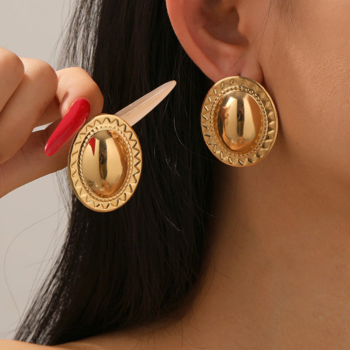 Ladies' earrings in handcrafted vintage style Nin Boutique