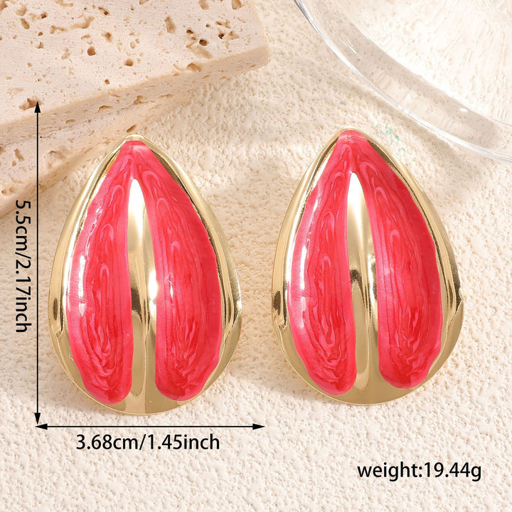 Ladies' earrings with elegant shell design Nin Boutique
