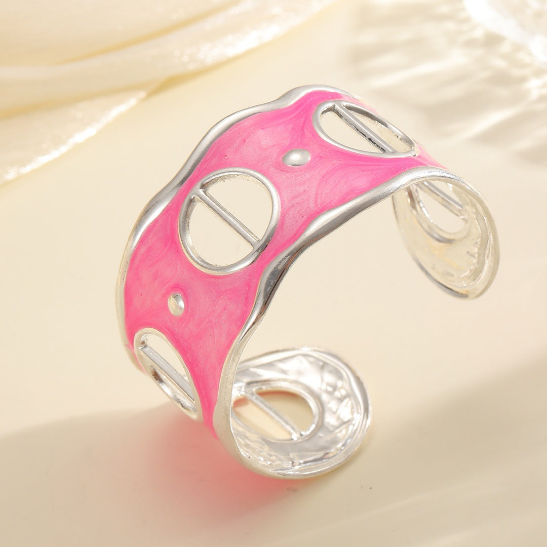 Ladies Open Bangle with Modern, Transparent Design Nin Boutique