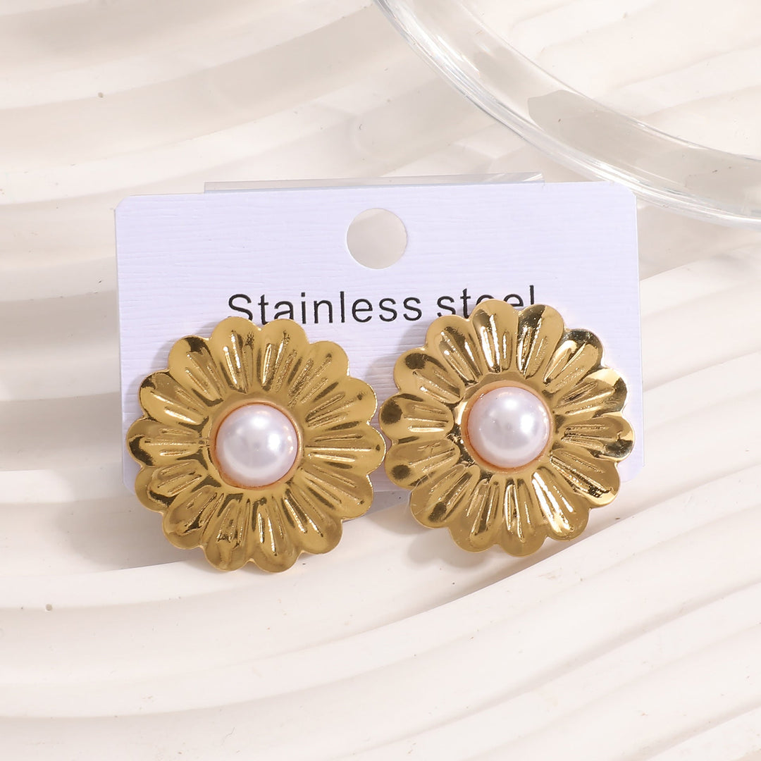 Women’s earrings in stylish heart design Nin Boutique