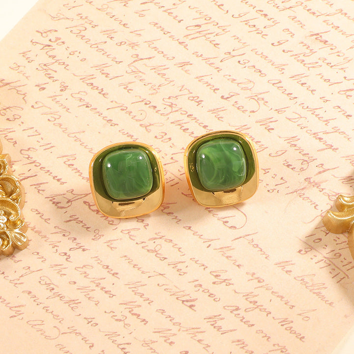 Women’s earrings with elegant green semi-precious stone and golden frame Nin Boutique